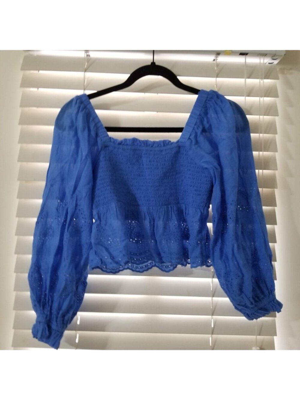 American Eagle Womens Blue Long Sleeve Smocked Top With Eyelet Detail Size S